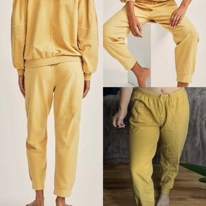 NWT LoveShackFancy Amita Jogger xs amber yellow mustard fleece sweats